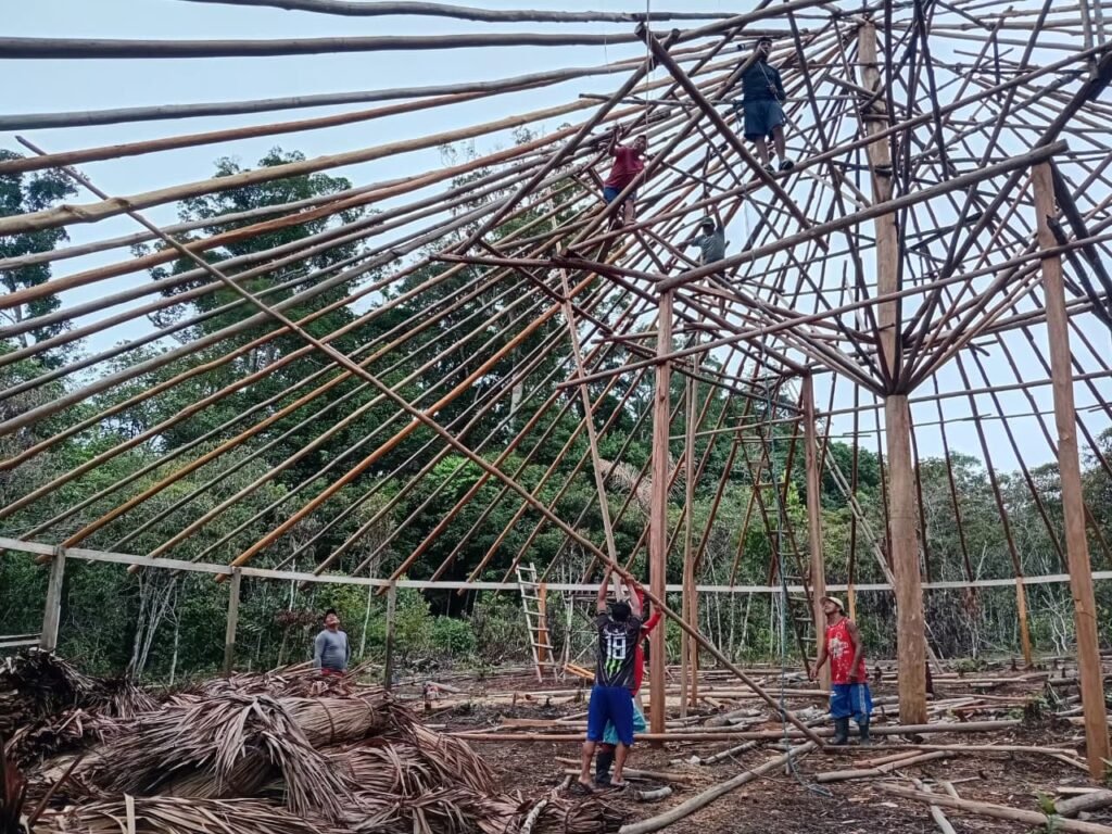 Construção em fevereiro_2